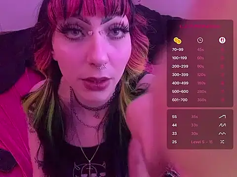 Snapshot of ChrryFoxx chatting on June 18, 11:59 am ChrryFoxx online show from June 18, 11:59 am
