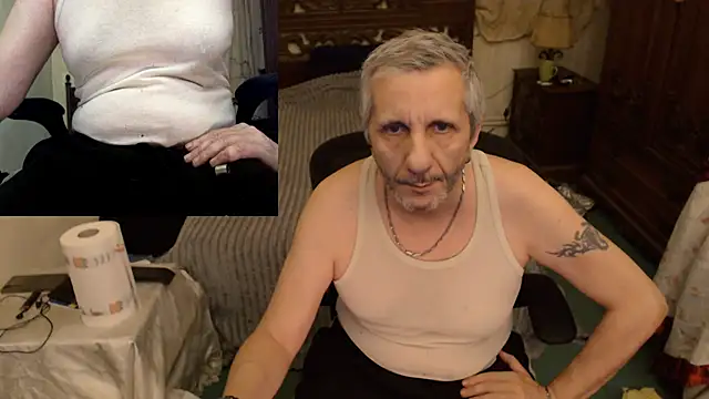 maxdaddy690 online show from November 28, 10:43 pm