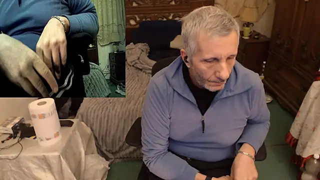 maxdaddy690 online show from November 29, 10:54 pm