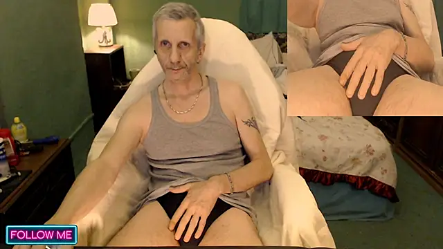 maxdaddy690 online show from December 4, 10:57 pm