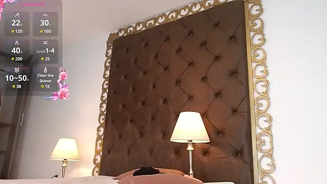 Snapshot of SofiiaMartinez_ chatting on March 14, 8:38 pm SofiiaMartinez online show from March 14, 8:38 pm