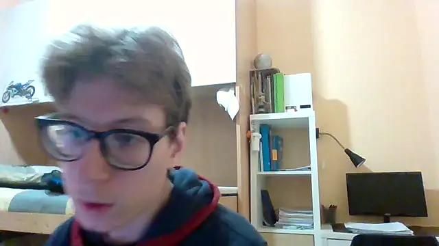 Snapshot of FruitedHymnal chatting on February 11, 1:44 pm FruitedHymnal online show from February 11, 1:44 pm