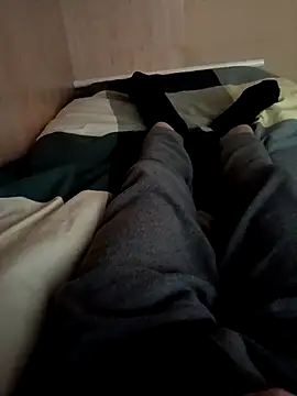 Snapshot of FruitedHymnal chatting on February 23, 2:17 pm FruitedHymnal online show from February 23, 2:17 pm