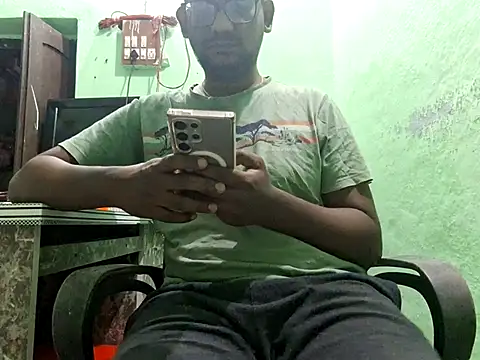 wildfun  online show from December 5, 8:35 am