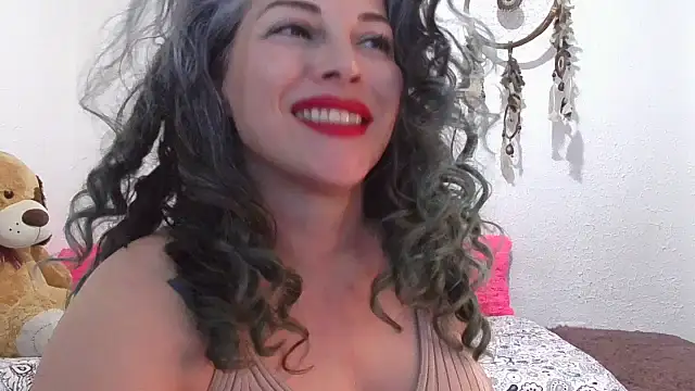 Snapshot of Victoria_Lover chatting on September 18, 2:47 am Victoria Lover online show from September 18, 2:47 am