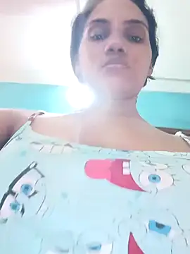 Laurabutt online show from October 12, 6:31 pm
