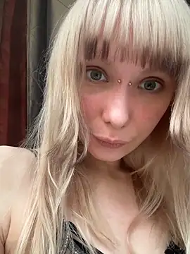 Cherry Bite online show from November 30, 10:05 am