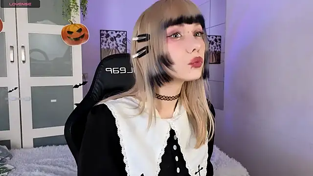 Cherry Bite online show from October 31, 10:16 pm