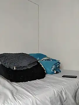 morenosiam online show from April 1, 11:23 pm