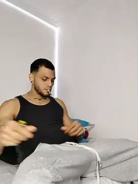 morenosiam online show from March 27, 5:38 am