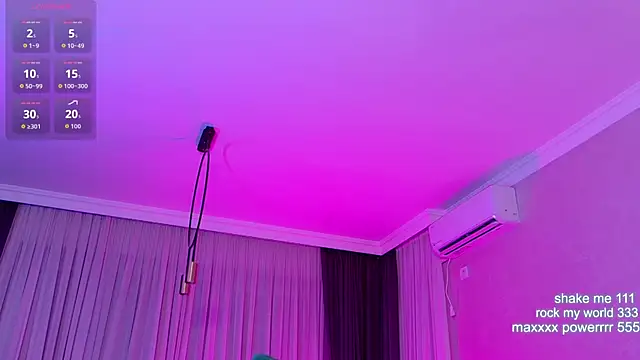 Snapshot of CutiePie69__ chatting on May 1, 7:19 pm CutiePie69 online show from May 1, 7:19 pm