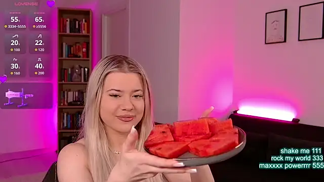 CutiePie69   online show from June 20, 7:30 pm