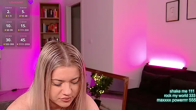 CutiePie69   online show from June 21, 7:30 pm