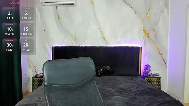 Snapshot of CutiePie69__ chatting on March 20, 8:29 pm CutiePie69 online show from March 20, 8:29 pm