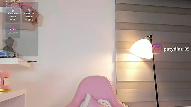 MiiaParker6972 online show from May 16, 1:26 am