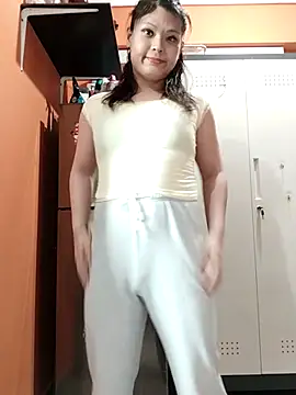 Snapshot of gothicmagiccatgirl chatting on December 23, 12:00 am gothicmagiccatgirl online show from December 23, 12:00 am