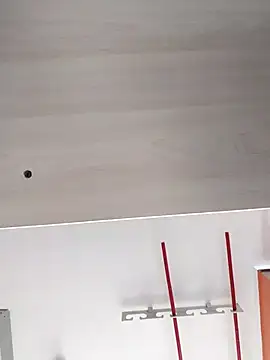 Snapshot of gothicmagiccatgirl chatting on January 13, 12:04 am gothicmagiccatgirl online show from January 13, 12:04 am