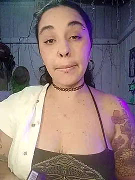 Fellyna online show from November 3, 1:58 pm