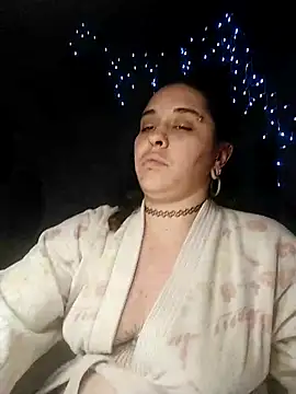 Snapshot of Fellyna chatting on October 4, 5:31 am Fellyna online show from October 4, 5:31 am