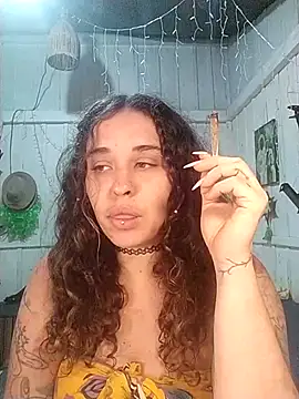 Snapshot of Fellyna chatting on October 1, 6:34 pm Fellyna online show from October 1, 6:34 pm
