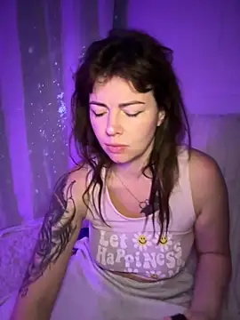 NaughtyLittleVeteran online show from December 15, 8:09 am