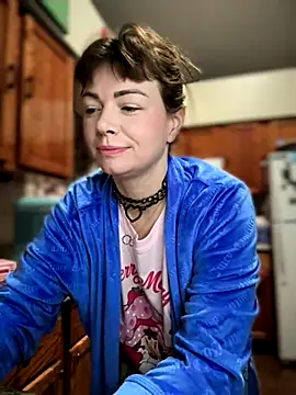 NaughtyLittleVeteran online show from November 26, 9:20 am