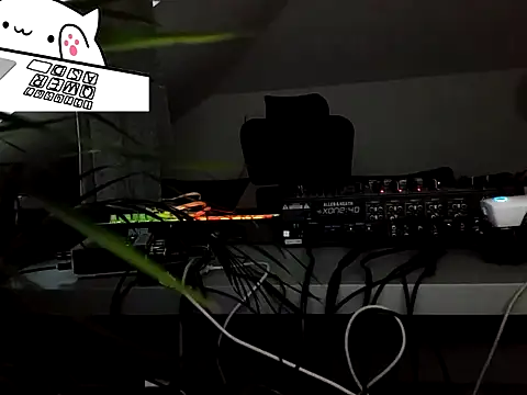 gryzoon online show from June 12, 7:00 pm