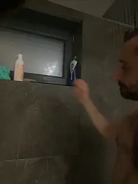 Snapshot of gryzoon chatting on September 16, 1:06 am gryzoon online show from September 16, 1:06 am