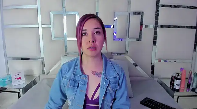 Celeste X online show from March 15, 3:40 am