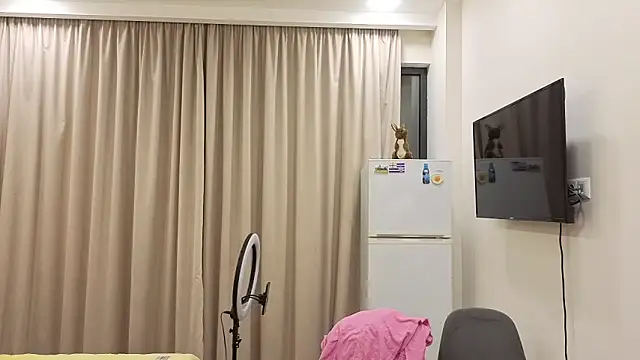  KissMyAss  online show from March 2, 9:22 pm