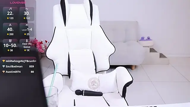 choiyuee online show from March 7, 1:29 pm