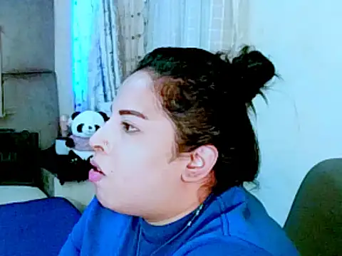 indiantopaz694u online show from November 18, 5:55 am