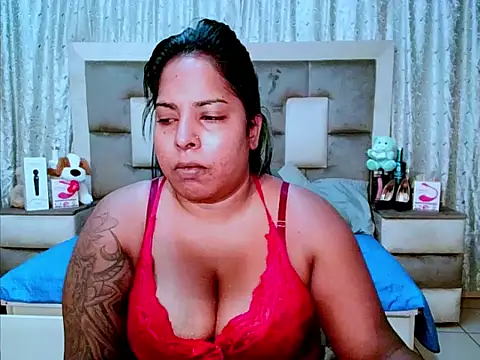 indiantopaz694u online show from March 19, 3:52 am