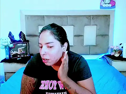 indiantopaz694u online show from February 6, 5:03 am