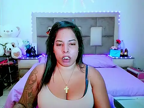 indiantopaz694u online show from April 30, 4:30 am