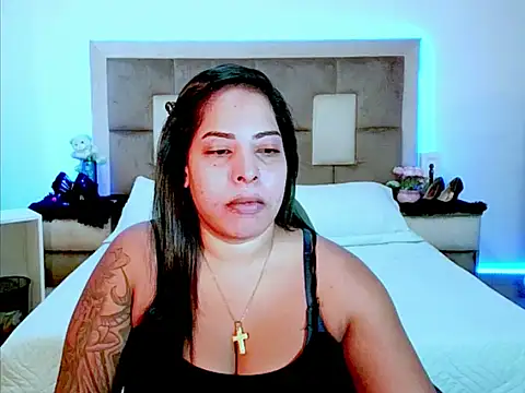 indiantopaz694u online show from March 6, 4:40 am