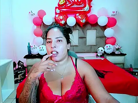 indiantopaz694u online show from February 14, 4:45 am