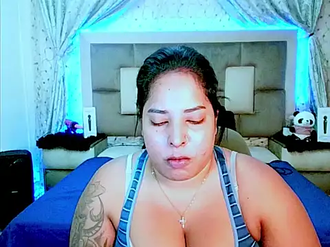 indiantopaz694u online show from November 21, 4:11 am