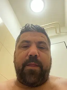 Snapshot of Alexander18edd chatting on October 22, 11:31 am Alexander18edd online show from October 22, 11:31 am