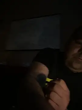 Snapshot of Alexander18edd chatting on September 15, 4:35 am Alexander18edd online show from September 15, 4:35 am