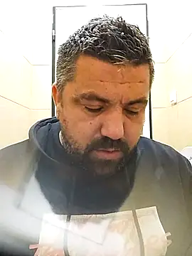 Snapshot of Alexander18edd chatting on October 3, 11:23 am Alexander18edd online show from October 3, 11:23 am