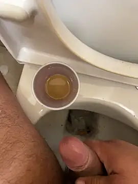 Snapshot of Alexander18edd chatting on November 7, 12:10 pm Alexander18edd online show from November 7, 12:10 pm