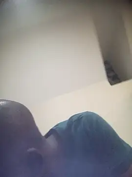 Snapshot of luckymatlhatsechauke chatting on October 23, 7:01 pm luckymatlhatsechauke online show from October 23, 7:01 pm