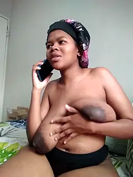 Snapshot of _DollFace_ chatting on September 10, 9:19 am DollFace online show from September 10, 9:19 am