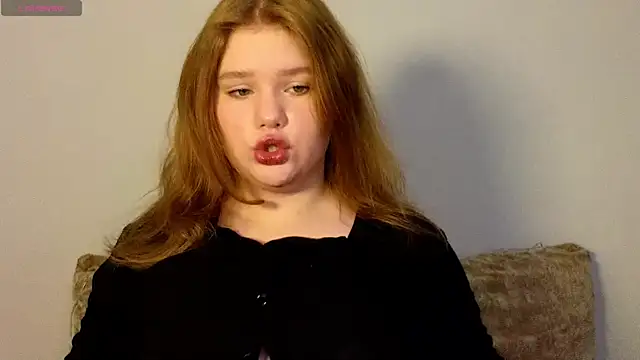 LaseyMoon online show from February 19, 3:36 am