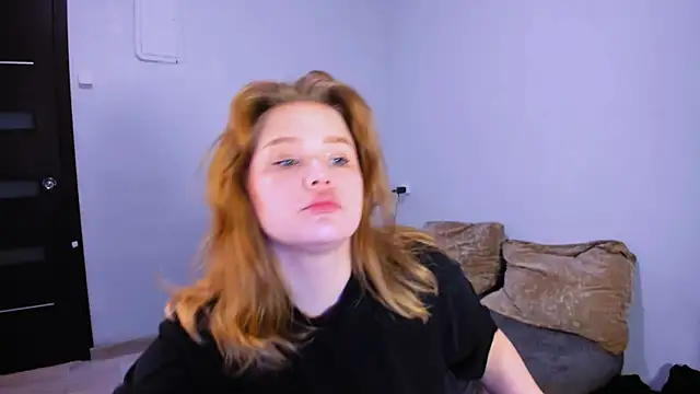 LaseyMoon online show from November 7, 12:48 am