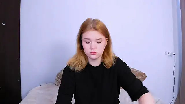 LaseyMoon online show from September 10, 1:26 am