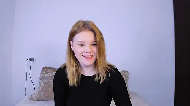 LaseyMoon online show from October 23, 10:41 pm