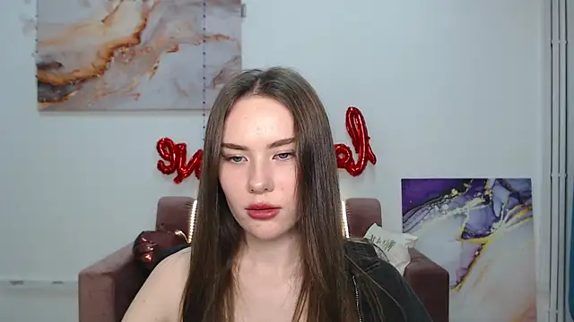 Snapshot of ElenaOconar chatting on March 8, 3:45 pm ElenaOconar online show from March 8, 3:45 pm