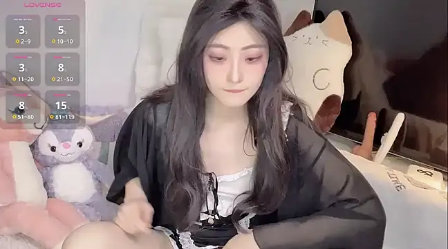 xiaolanlan3344 online show from March 12, 2:23 pm